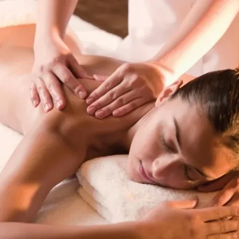 Thai Neck and Shoulder Massage at GRANDTHAI